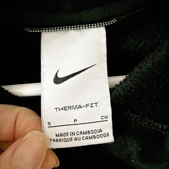 Nike Pullover Hoodie in Black with Front Logo Size S - Picture 3 of 5